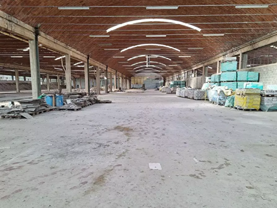 Immagine 4 di Capannone industriale in vendita  in Via Assisi, N. 104 a Cannara