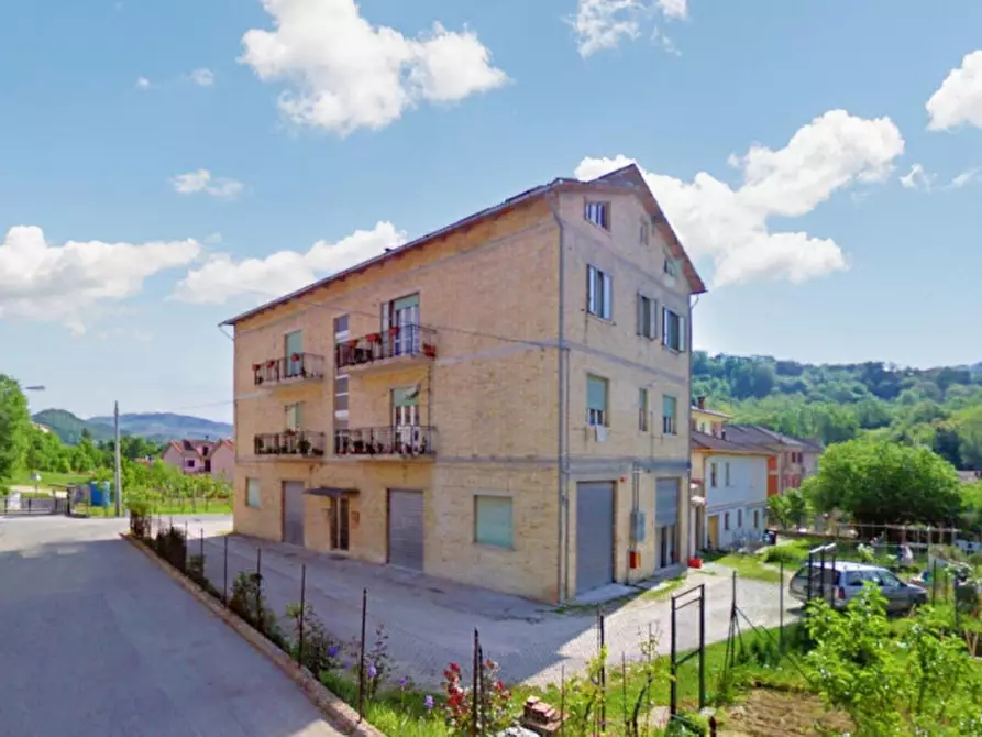 Immagine 9 di Magazzino in vendita  in Via Campo sportivo (Via della Libertà), N. snc a Comunanza