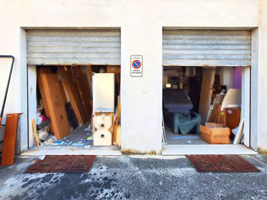Immagine 14 di Negozio in vendita  in Viale Ascoli, N. 70/72/74 a Comunanza