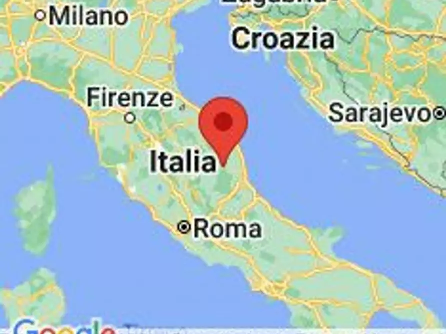 Immagine 17 di Negozio in vendita  in Viale Ascoli, N. 70/72/74 a Comunanza