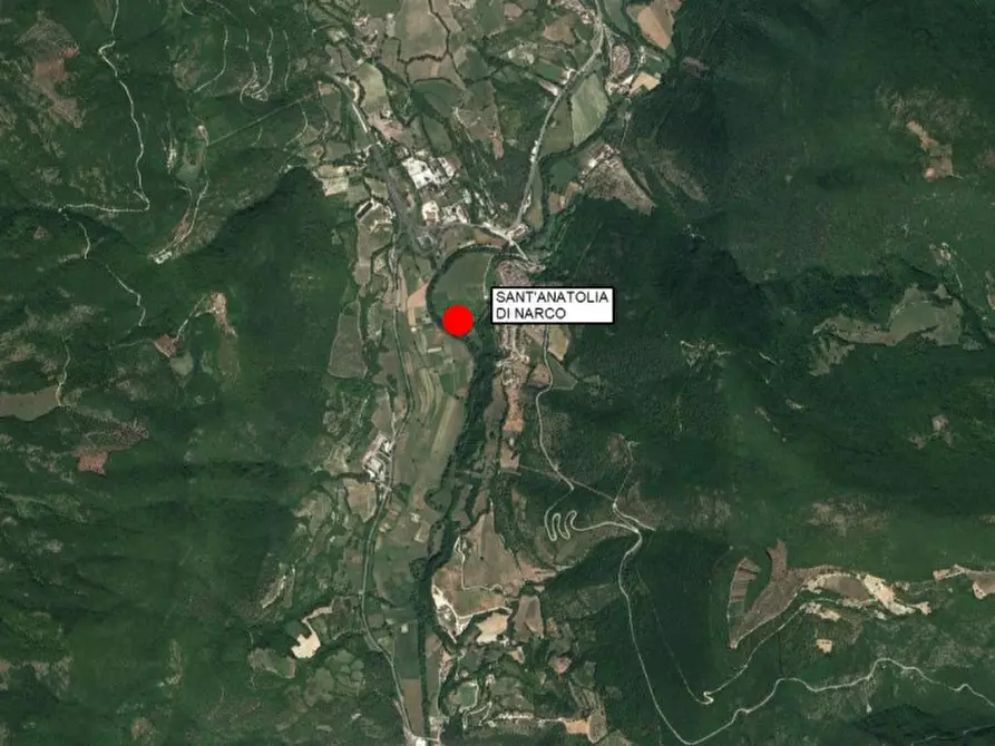 Immagine 16 di Terreno in vendita  in SP 471, N. snc a Sant'anatolia Di Narco
