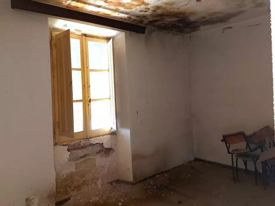 Immagine 10 di Capannone industriale in vendita  in Via Is Bangius, N. 23-25 a Tuili