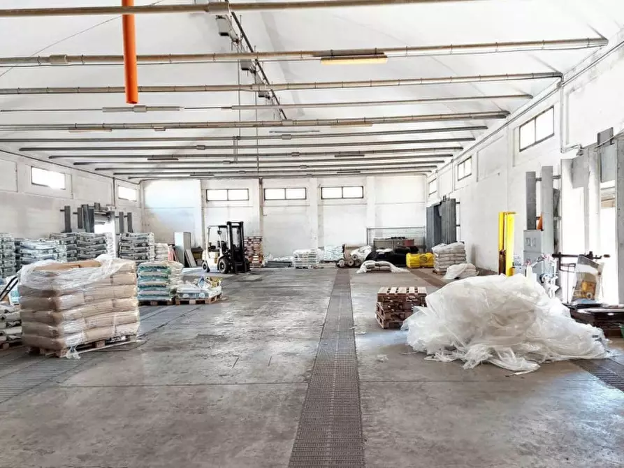 Immagine 2 di Capannone industriale in vendita  in Via Roma, N. 45 a Giba