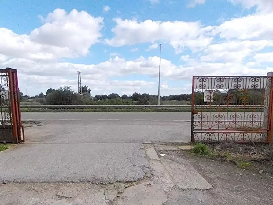 Immagine 20 di Negozio in vendita  in Via Stazione, N. 3 a Villamassargia