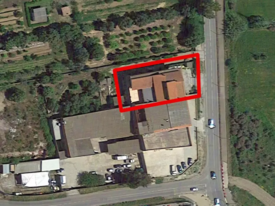 Immagine 27 di Negozio in vendita  in Via Stazione, N. 3 a Villamassargia