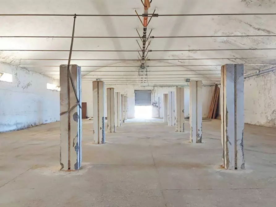 Immagine 2 di Magazzino in vendita  in Via Sant'Amatore, N. snc a Gesico