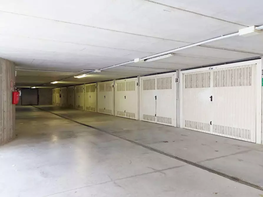 Immagine 8 di Posto auto in vendita  in Via Armando Diaz, N. snc a Quiliano