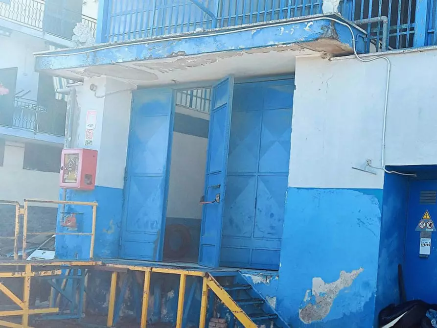 Immagine 7 di Capannone industriale in vendita  in Via Limitone Di Arzano IV Traversa, N. 51 a Napoli