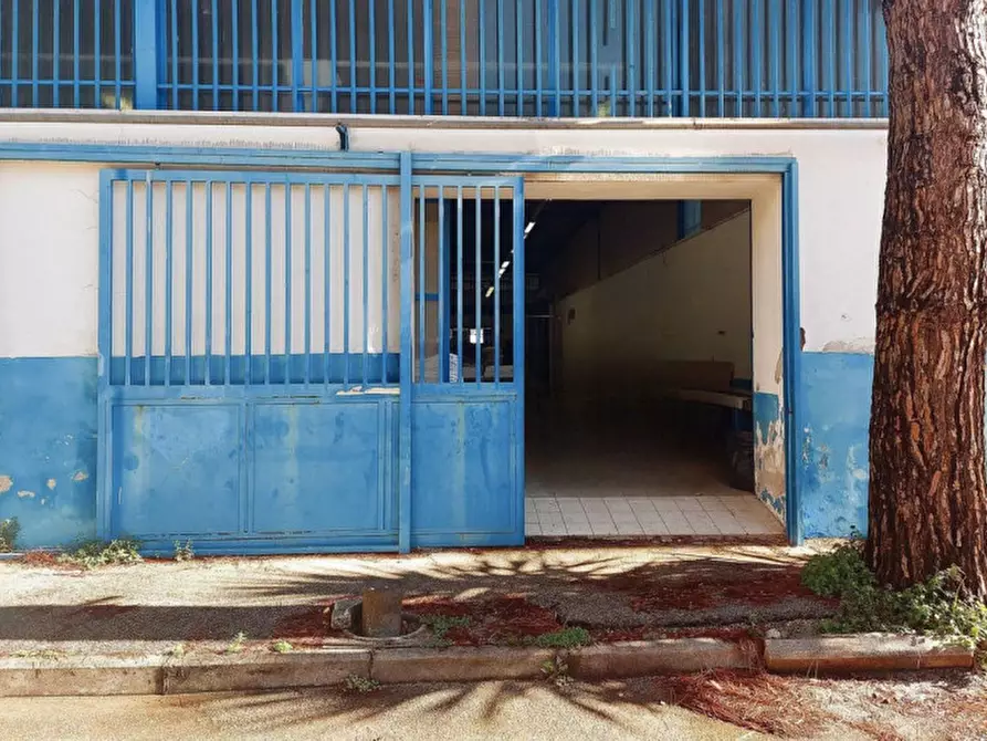 Immagine 13 di Capannone industriale in vendita  in Via Limitone Di Arzano IV Traversa, N. 51 a Napoli