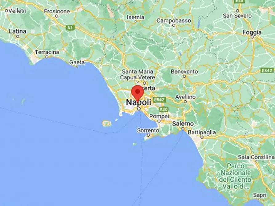 Immagine 23 di Capannone industriale in vendita  in Via Limitone Di Arzano IV Traversa, N. 51 a Napoli