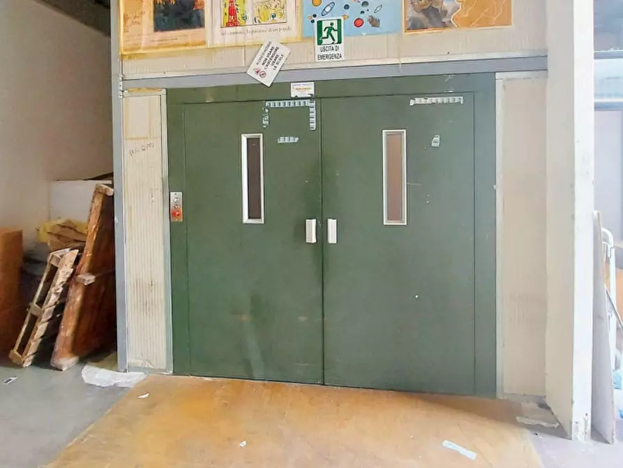 Immagine 6 di Capannone industriale in vendita  in Complesso CIS, lotto 220, N. Isola 2 a Nola