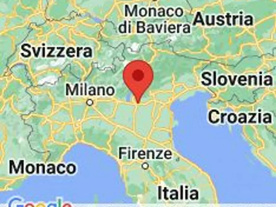 Immagine 14 di Posto auto in vendita  in Via Alberto Dominutti, N. 6 a Verona