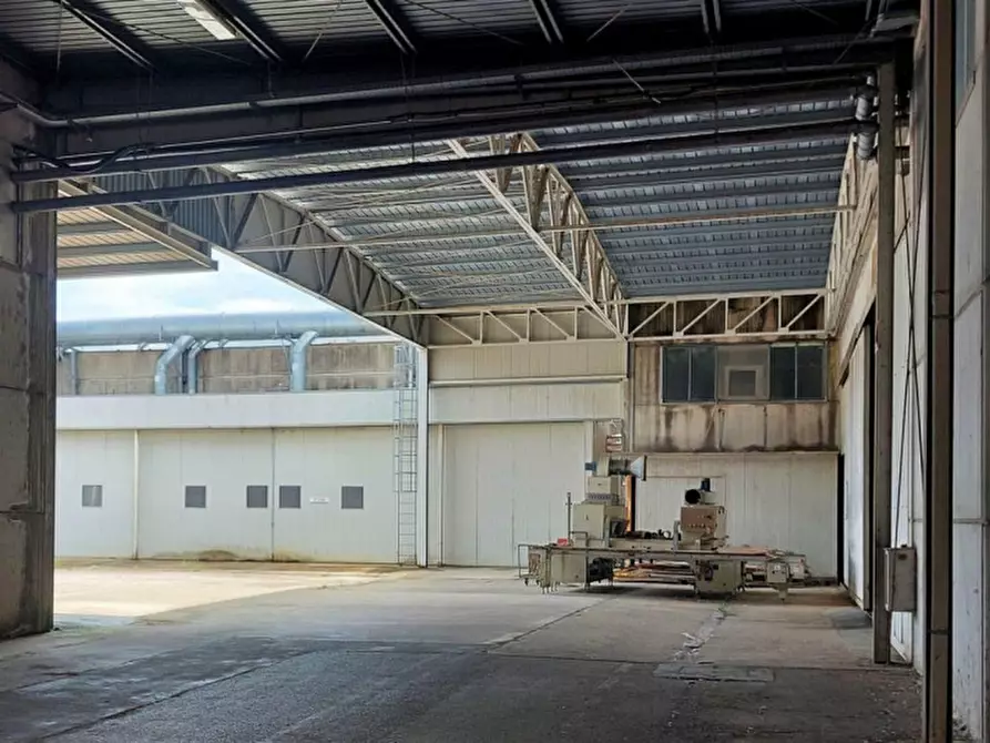 Immagine 28 di Capannone industriale in vendita  in Via Ludovico Ariosto, N. 9 a Magione