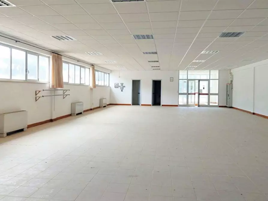 Immagine 11 di Capannone industriale in vendita  in Via Ludovico Ariosto, N. 9 a Magione