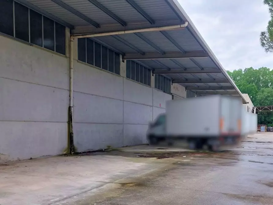 Immagine 12 di Capannone industriale in vendita  in Via Ludovico Ariosto, N. 9 a Magione
