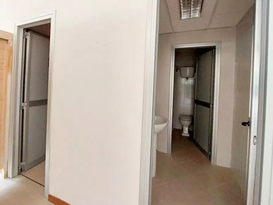 Immagine 27 di Capannone industriale in vendita  in Via Ludovico Ariosto, N. 9 a Magione