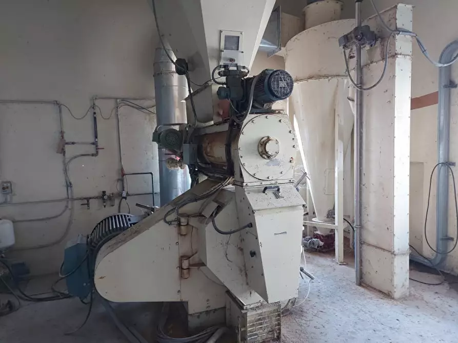 Immagine 26 di Capannone industriale in vendita  in via Cignani, N. 4 a San Giuliano Terme