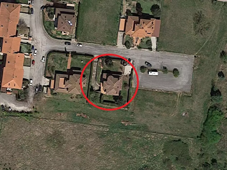 Immagine 27 di Casa indipendente in vendita  in Loc. Macchie, Via Petrarca, N. 42 a Castiglione Del Lago