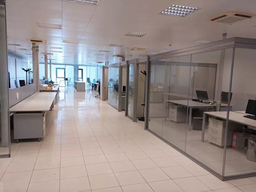 Immagine 9 di Ufficio in vendita  in Località Giammoro, N. snc a Pace Del Mela