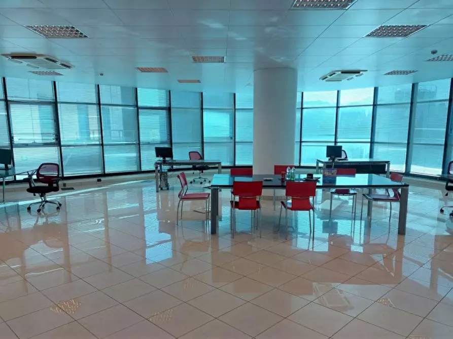 Immagine 10 di Ufficio in vendita  in Località Giammoro, N. snc a Pace Del Mela