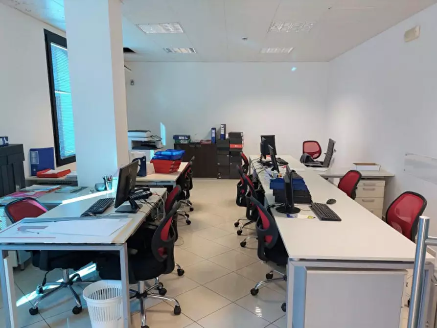 Immagine 15 di Ufficio in vendita  in Località Giammoro, N. snc a Pace Del Mela