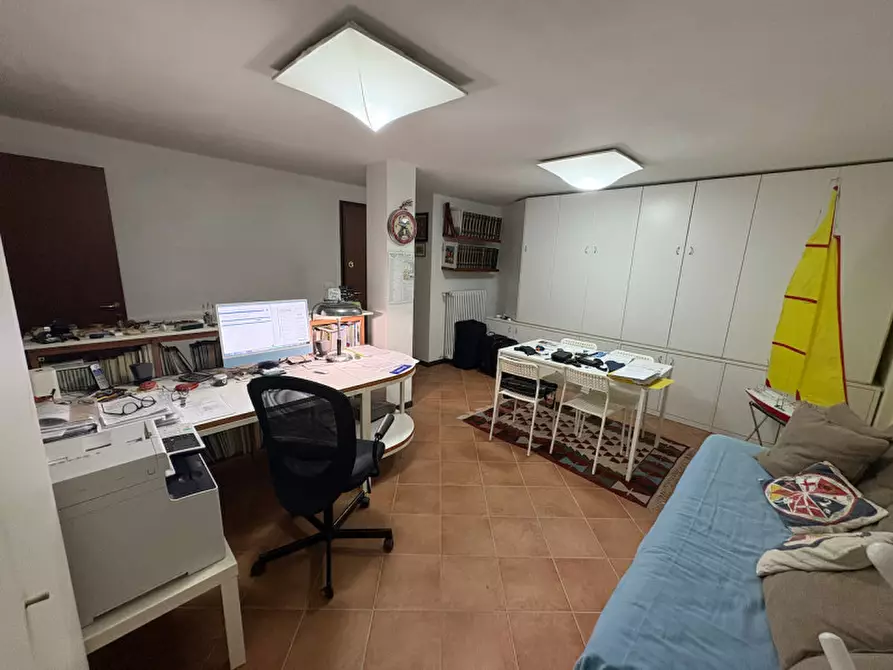 Immagine 29 di Loft/Open space in vendita  in via di Romagna 134 a Trieste