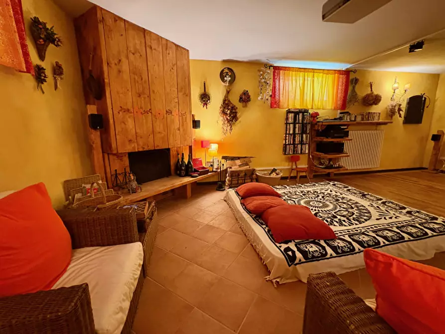 Immagine 38 di Loft/Open space in vendita  in via di Romagna 134 a Trieste