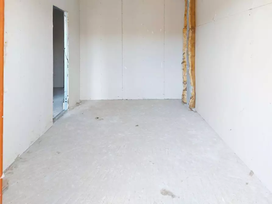 Immagine 10 di Villetta a schiera in vendita  in Via Giovanni Paolo II, N. snc a Valera Fratta