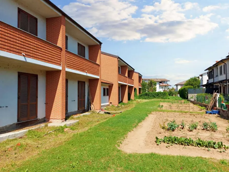 Immagine 12 di Villetta a schiera in vendita  in Via Giovanni Paolo II, N. snc a Valera Fratta