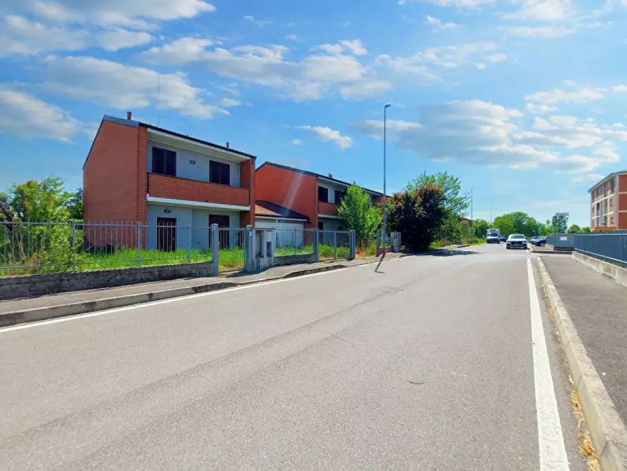 Immagine 10 di Villetta a schiera in vendita  in Via Giovanni Paolo II, N. snc a Valera Fratta