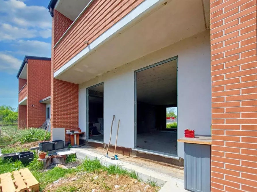 Immagine 12 di Villetta a schiera in vendita  in Via Giovanni Paolo II, N. snc a Valera Fratta