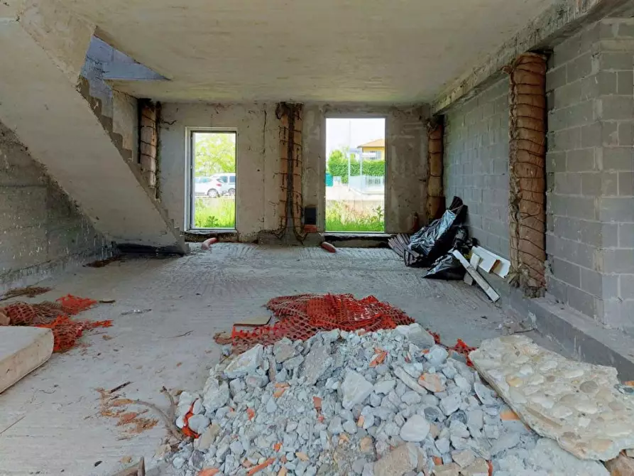 Immagine 3 di Villetta a schiera in vendita  in Via Giovanni Paolo II, N. snc a Valera Fratta