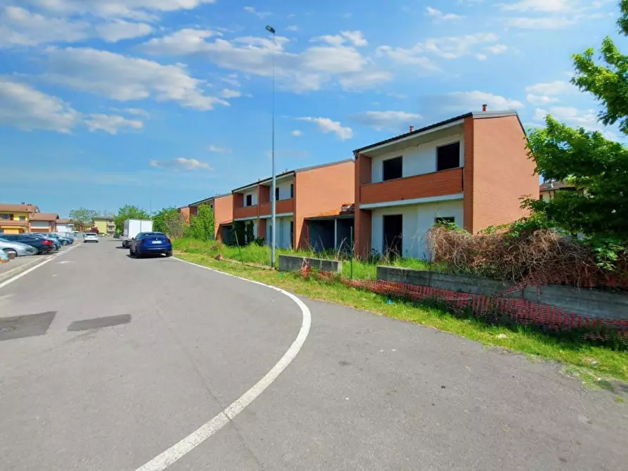 Immagine 14 di Villetta a schiera in vendita  in Via Giovanni Paolo II, N. snc a Valera Fratta