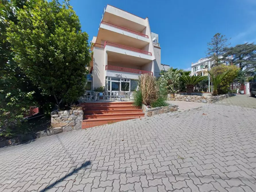 Immagine 2 di Hotel in vendita  in Via Solaro, N. 134 a San Remo