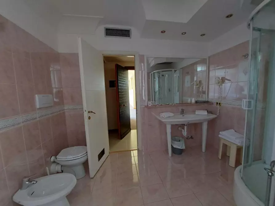 Immagine 21 di Hotel in vendita  in Via Solaro, N. 134 a San Remo