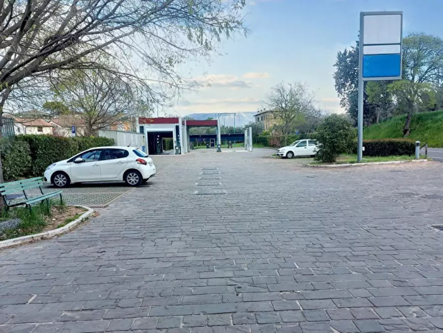 Immagine 3 di Attività commerciale in vendita  in Via Guglielmo Marconi - sp 445, N. snc a Montefalco