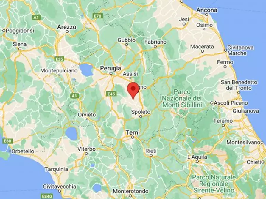 Immagine 13 di Attività commerciale in vendita  in Via Guglielmo Marconi - sp 445, N. snc a Montefalco