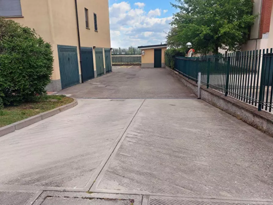 Immagine 7 di Posto auto in vendita  in Loc. Caleppio, Via Sandro Pertini, N. 48 a Settala