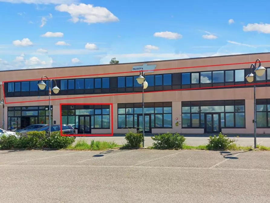 Immagine 1 di Attività commerciale in vendita  in Via dei Mestieri, N. 15 a Spoleto