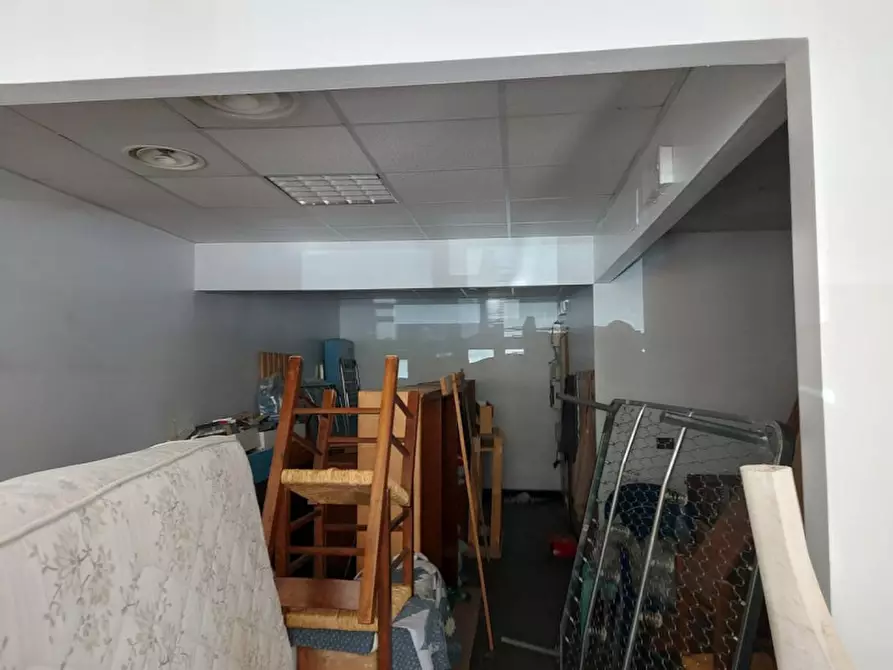 Immagine 6 di Ufficio in vendita  in Via dei Mestieri, N. 15 a Spoleto