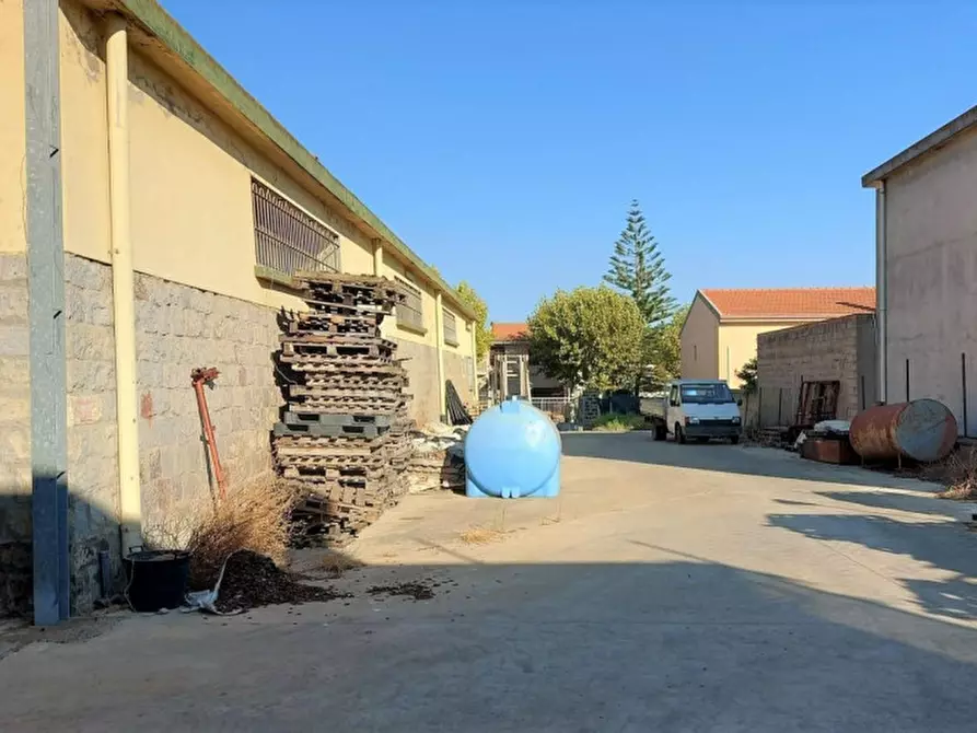 Immagine 7 di Capannone industriale in vendita  in Viale dei Platani, N. 29-31 a Sardara