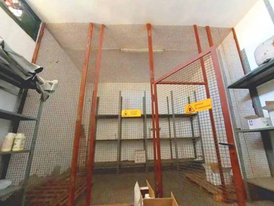 Immagine 15 di Capannone industriale in vendita  in Viale dei Platani, N. 29-31 a Sardara