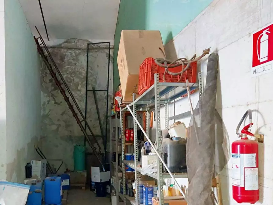 Immagine 16 di Capannone industriale in vendita  in Viale dei Platani, N. 29-31 a Sardara