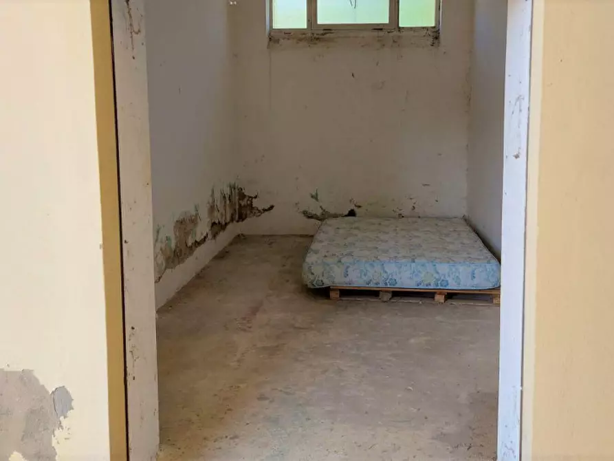 Immagine 12 di Capannone industriale in vendita  in Via Aldo Moro, N. 29-31 a Sanluri