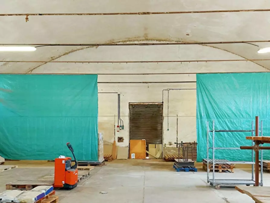 Immagine 4 di Capannone industriale in vendita  in Via Matteotti, N. 15A-B a Serramanna