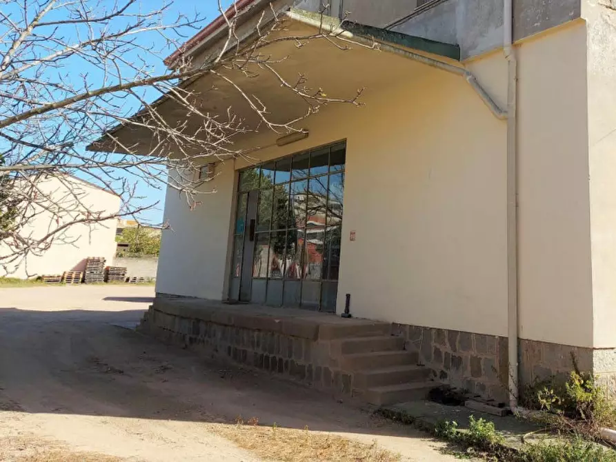 Immagine 11 di Capannone industriale in vendita  in Via Matteotti, N. 15A-B a Serramanna