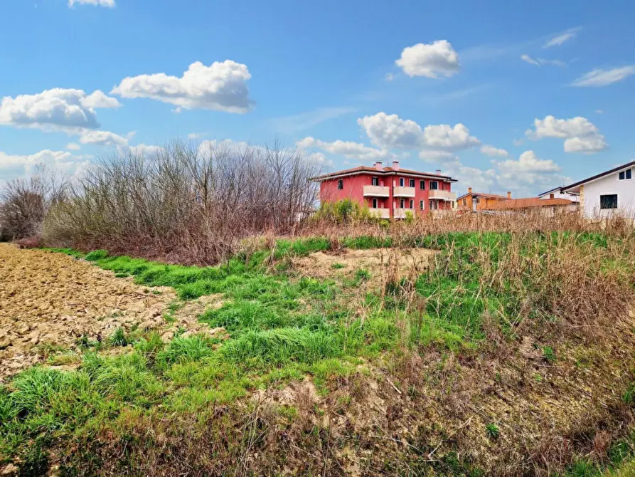 Immagine 11 di Terreno in vendita  in via Sanvido, N. snc a Castegnero