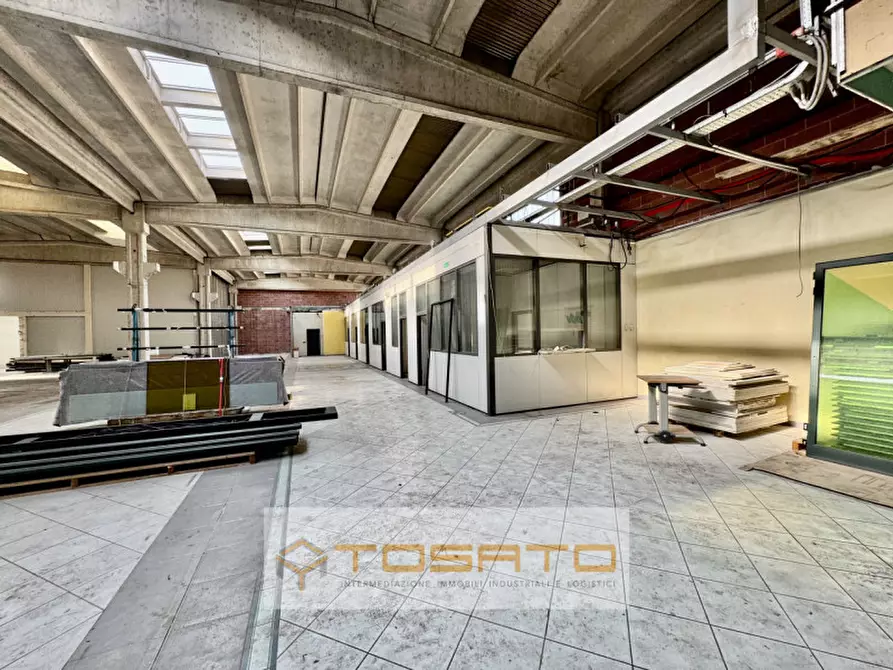 Immagine 5 di Capannone industriale in vendita  a San Giovanni Lupatoto