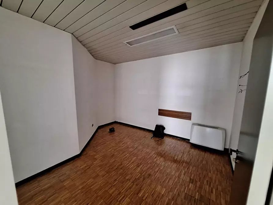 Immagine 5 di Ufficio in vendita  in Piazzale Cosimini, N. 4 a Grosseto