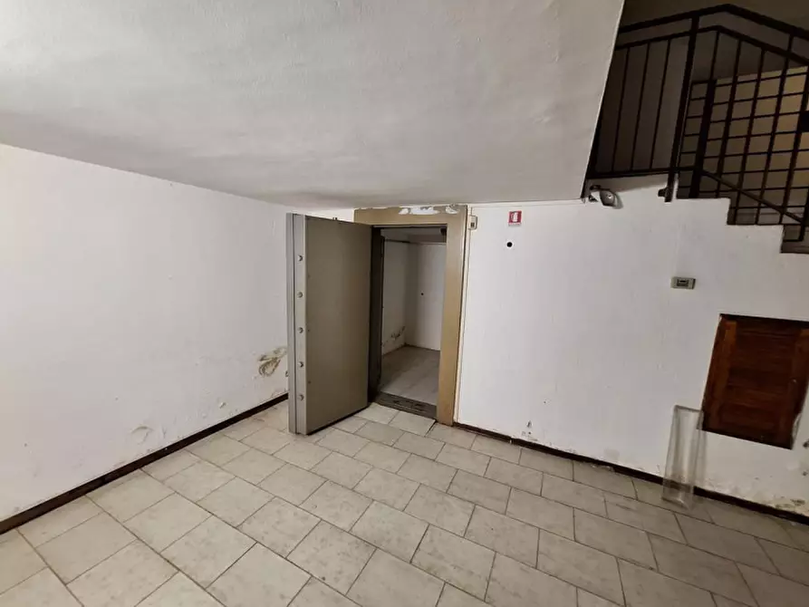 Immagine 19 di Ufficio in vendita  in Piazzale Cosimini, N. 4 a Grosseto